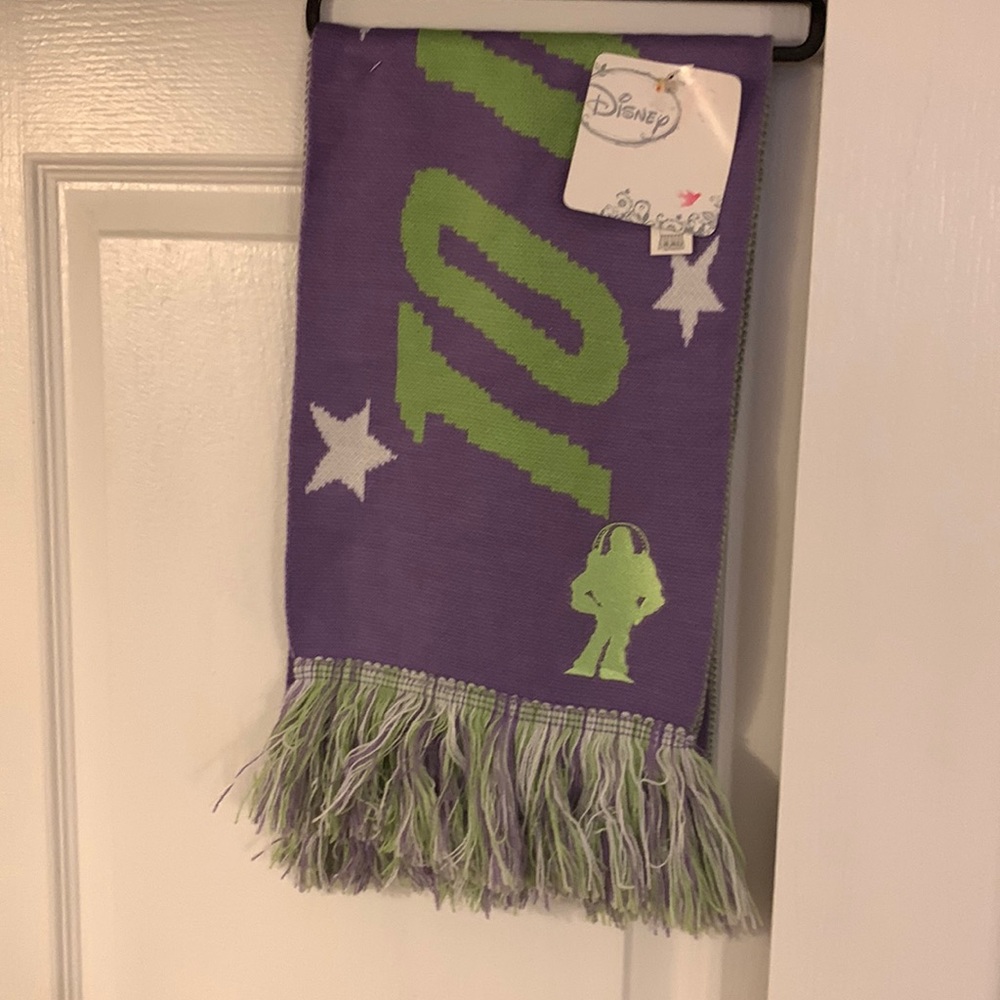 Disney Toy Story Buzz Lightyear scarf